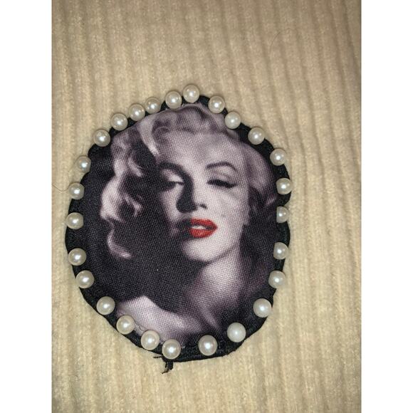 VINTAGE RIBBED PINUP SWEATER-MOVIE STAR PATCHES EMBELLISHED PEARLS, FRINGE - Picture 8 of 10